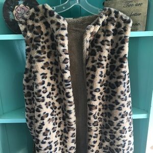 Furry leopard vest